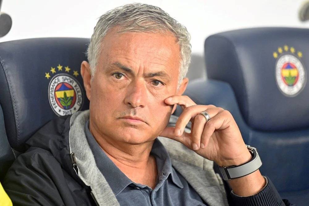 Ali Koç soyunda odasına indi mi, Mourinho ve Ali Koç kavga etti mi? Fenerbahçe'den flaş açıklama 1